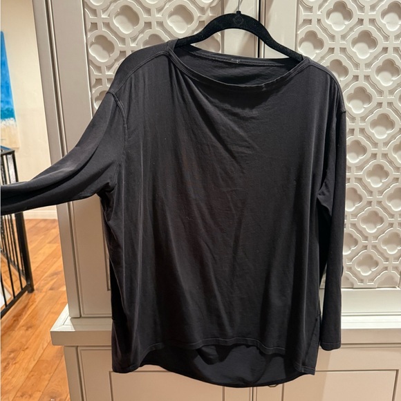 lululemon athletica Tops - lululemon athletica Black Long Sleeve Top